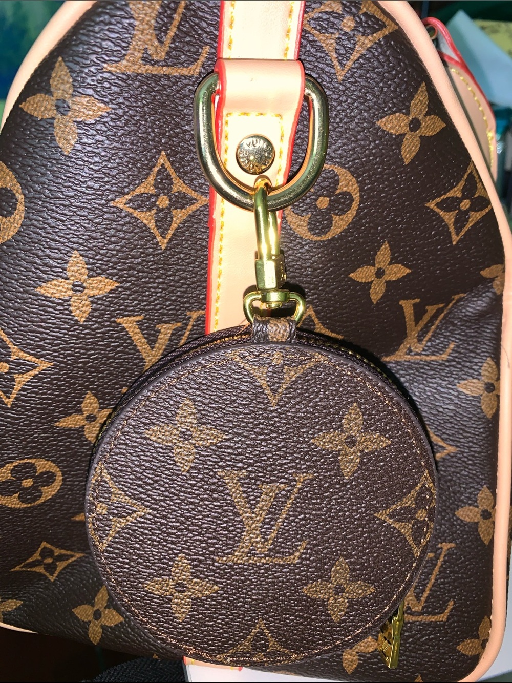 Vivienne monogram coin purse/bag charm keychain - Picture 3 of 9